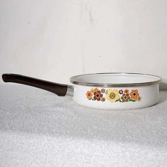 Vintage Enamelware MCM Harvest Blossom Frying Pan Skillet - Picture 3 of 9